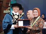 Ratu Tatu Raih Penghargaan Ganesa Wirya Jasa Utama dari ITB